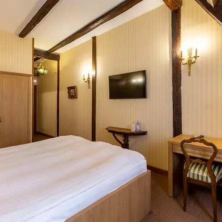 Hotel Am Ring 3*
